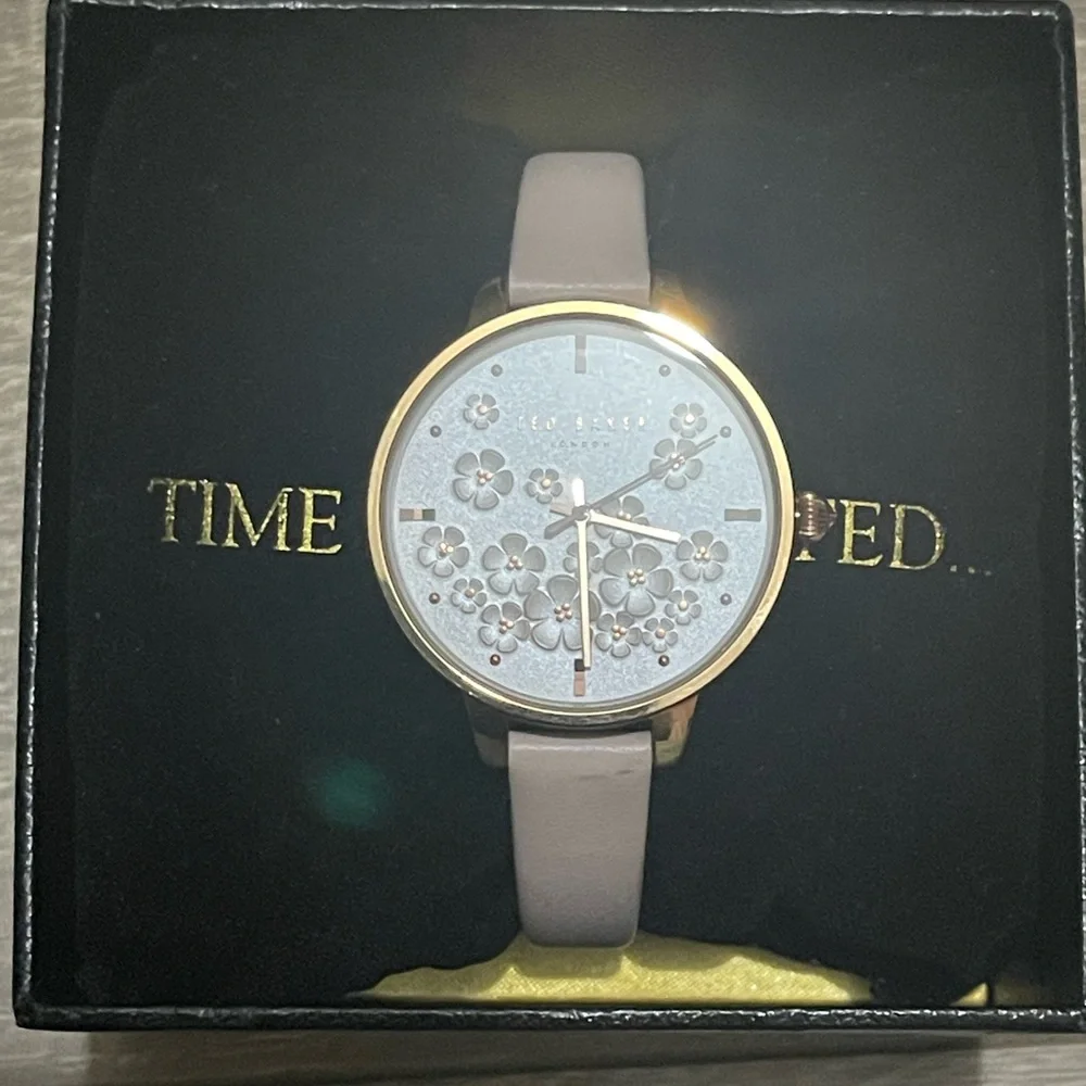 Ted Baker Pink and White Floral Women's Watch - Picture 2 of 5